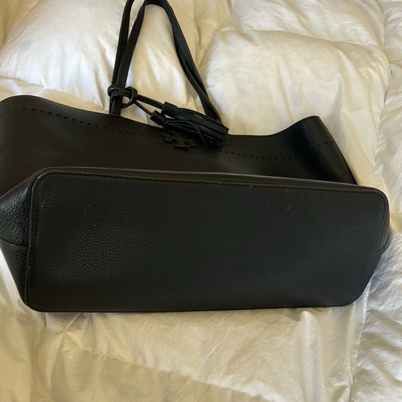 Tory Burch Large Tote - Picture 2 of 10